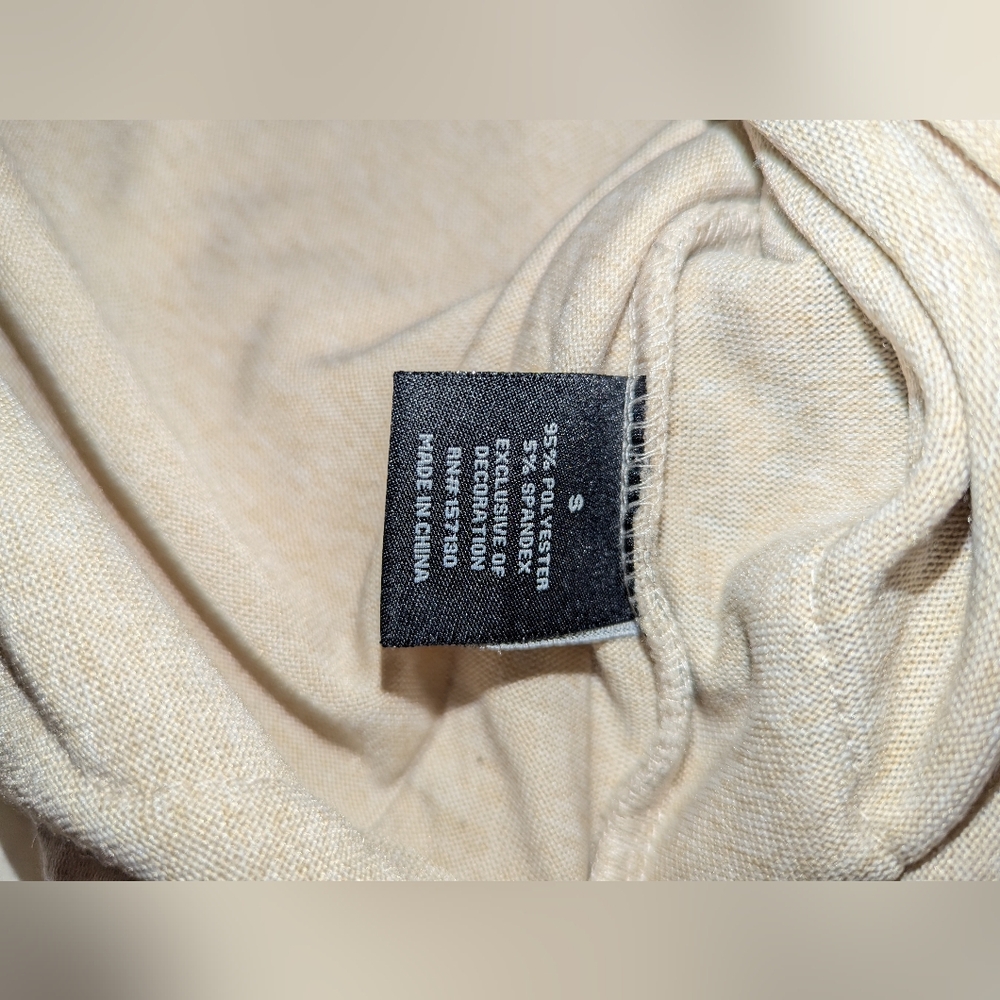 Source Unknown Beige Graphic Blouse - image 3